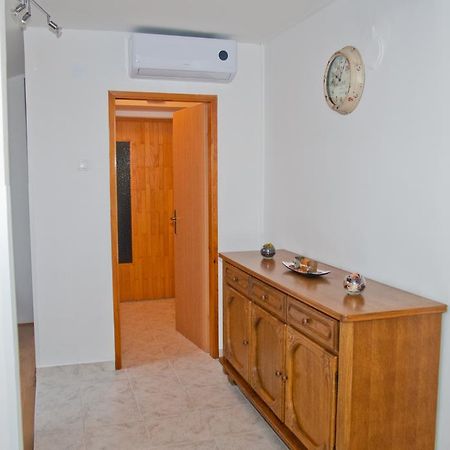 Appartement Apartman Harmony à Pula Extérieur photo